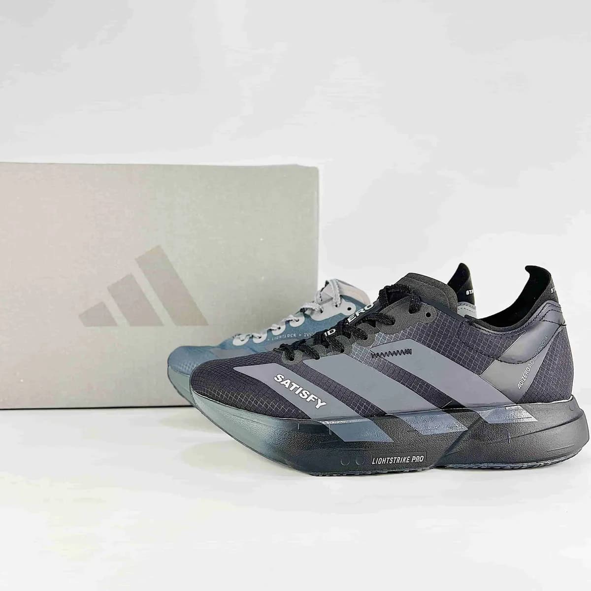 Adizero Adios Pro grafite degradê, ângulo 1 de 6