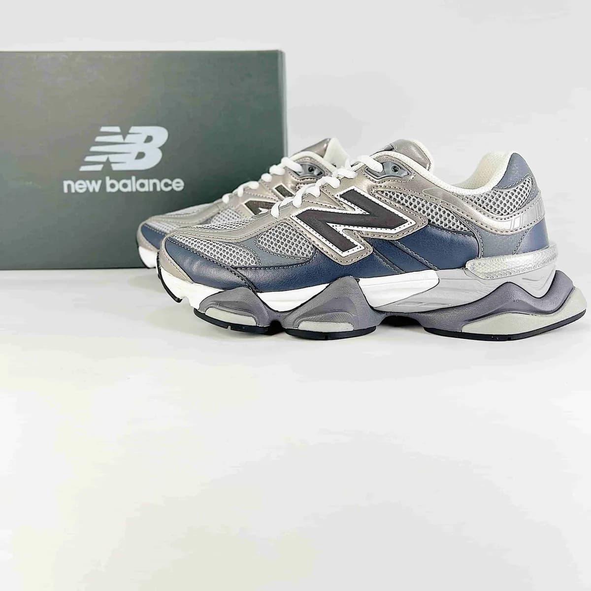 NB 9060 - Cinza e Azul, ângulo 1 de 3