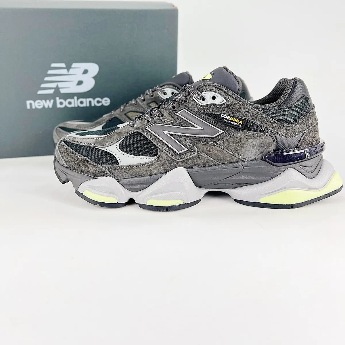 NB 9060 - Grafite, ângulo 1 de 5